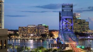 DoubleTree by Hilton Hotel Jacksonville Riverfront to Rebrand; Adding Restaurant